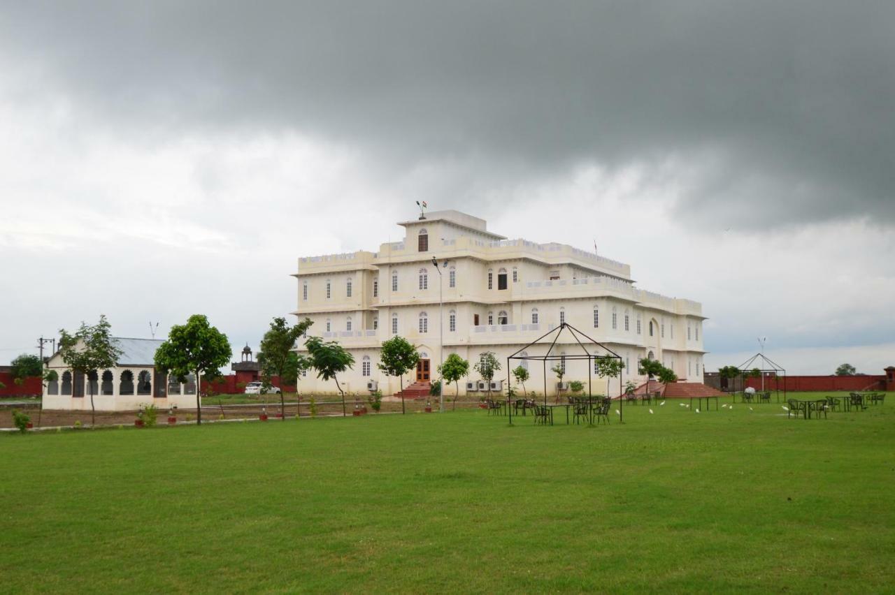 Aaram Baagh Resort & Spa Agra- By Pachar Group Agra  Exterior foto