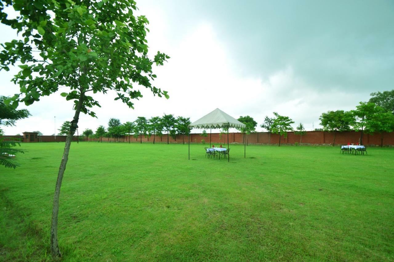 Aaram Baagh Resort & Spa Agra- By Pachar Group Agra  Exterior foto